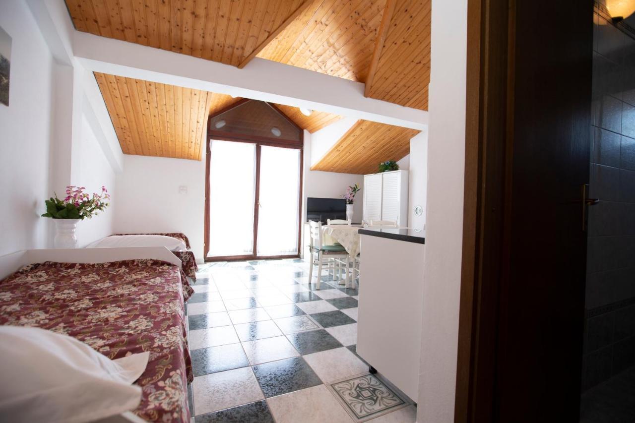 Villa Tomasovic Lokva Rogoznica Luaran gambar